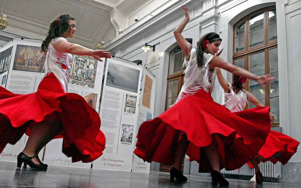 Flamenco dancers ¬ 0268