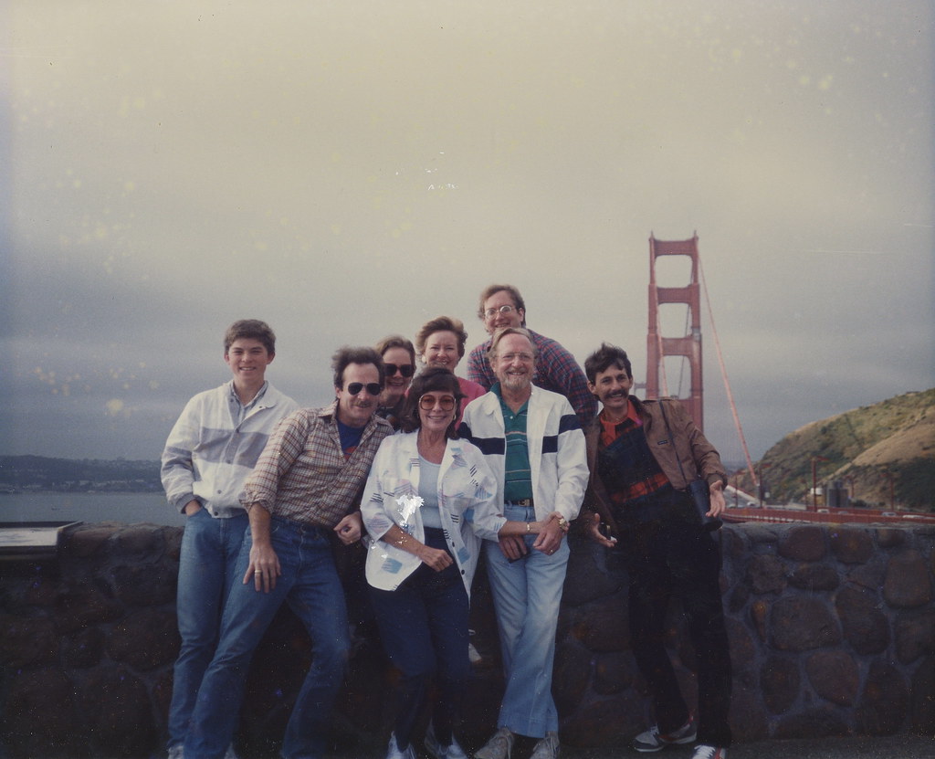 Family Golden Gate