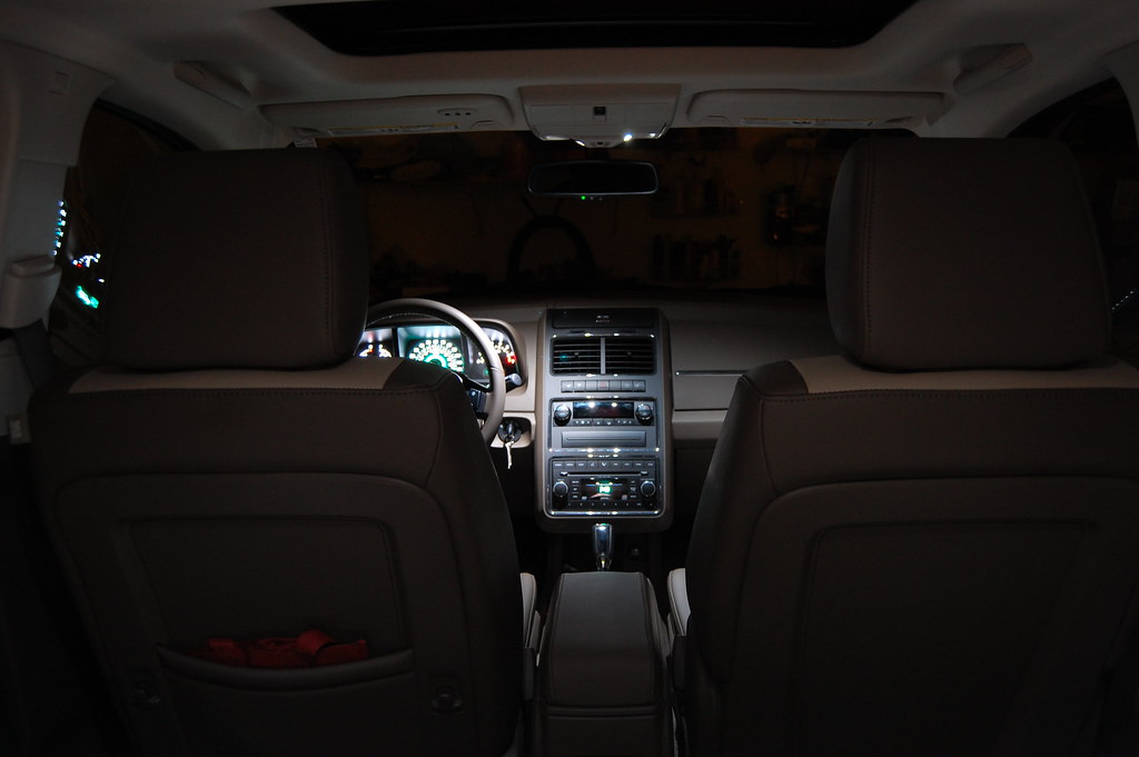 2009 dodge journey interior lights