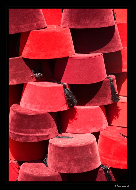 Red hat for your head... (Grand Bazar, Istanbul, Turkey)
