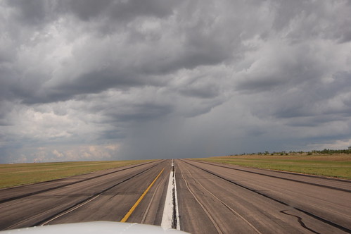 storm rain weather clouds digital airplane flying airport nikon texas aircraft aviation landing runway snyder cessna d40 c172s texasflyer winstonfield ksnk