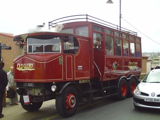 Sentinal Steam bus (6 wheeler)