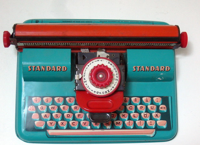 Typewriter toy