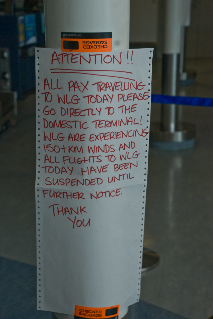 eGate Outage Sends Auckland and Christchurch Travelers Back to Paper Checks