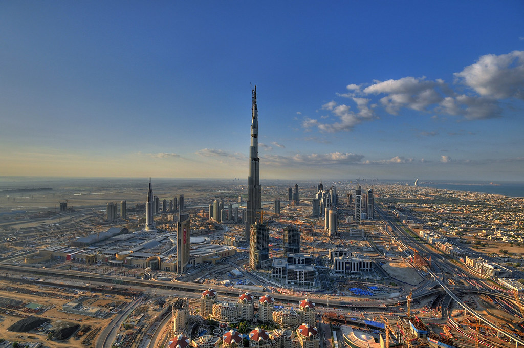 Burj Dubai - The World's Tallest Tower by daveandmairi