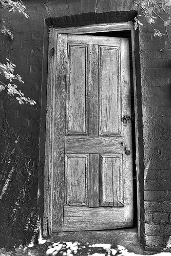 a6772_2_3_1: The Old Door Ajar by tengtan (catching up)