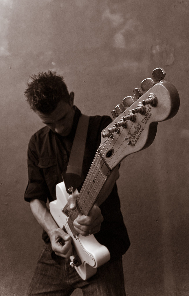 115/365 # Pretentious guitarist's pose #1 by Dаz