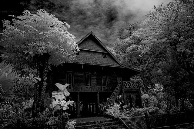 Experimental - IR of a traditional house in Sulawesi