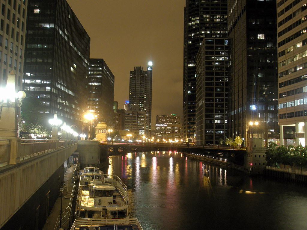 Chicago River and 100 North Riverside Plaza at Night - a photo on ...