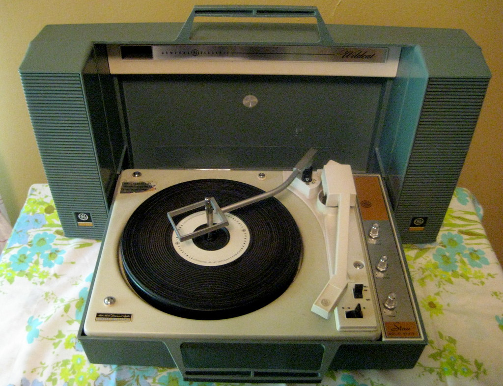 GE Wildcat Solid State Stereo Record Player