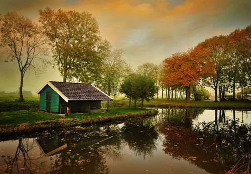 Silent autumn by HanslH