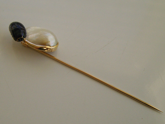 14K Gold Roly Poly Freshwater Pearl Basse Taille Enamel Stickpin 6