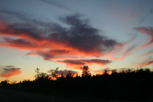 2005szept_Ontario_2569 by emzepe, For some reason in North America, sunsets are more colourful and more dramatic than in Europe, or at