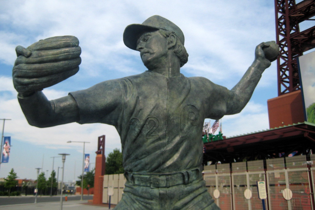 Philadelphia - Citizen's Bank Park - Steve Carlton statue