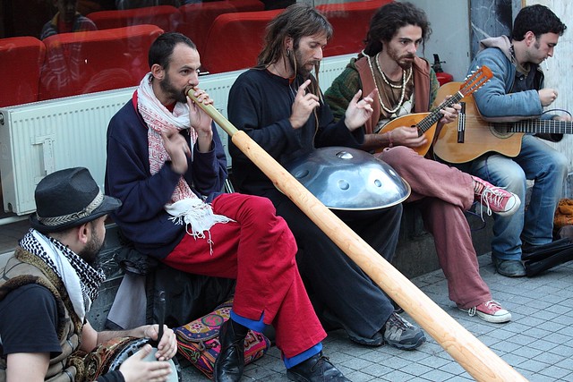 Istiklal. Street musicians. Istanbul. Turkey. IMG_8832