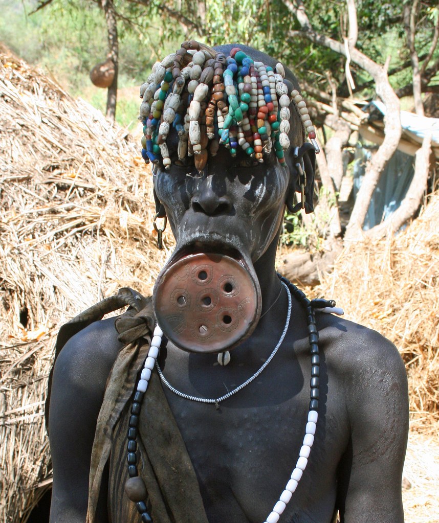 Tribal views: the Mursi: lip-plate and beads [bc0003]