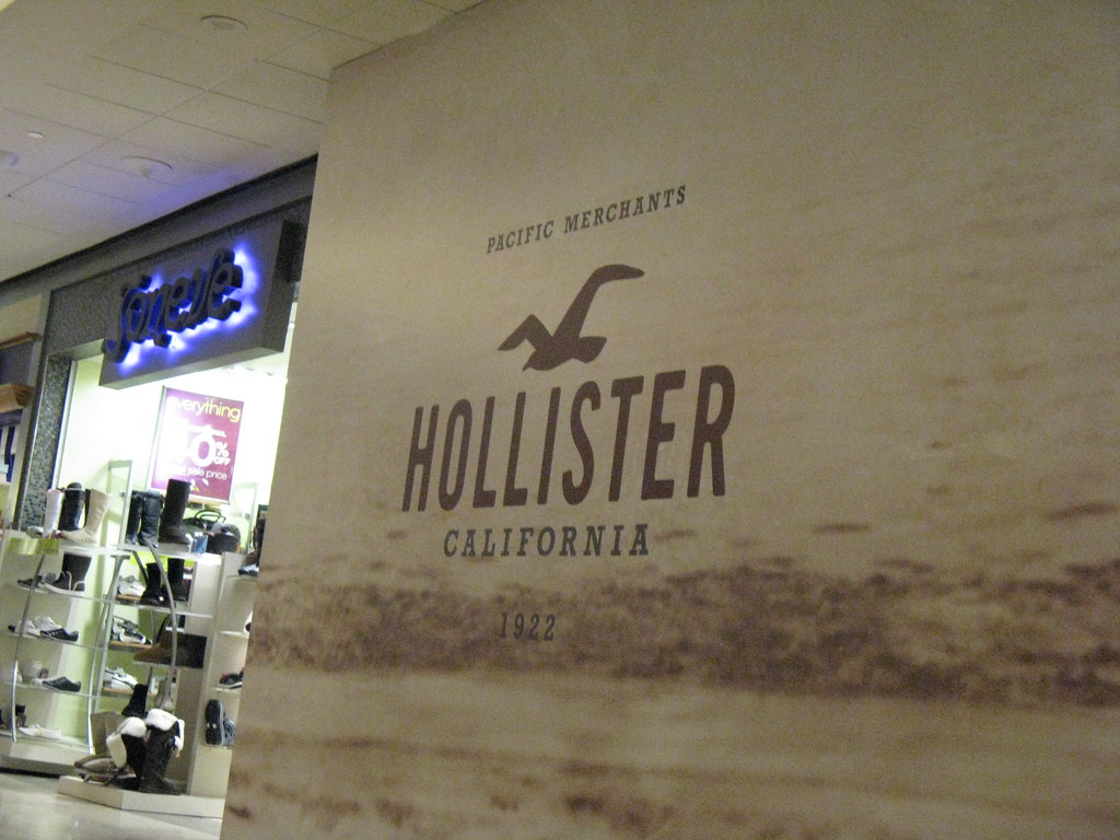 hollister vancouver