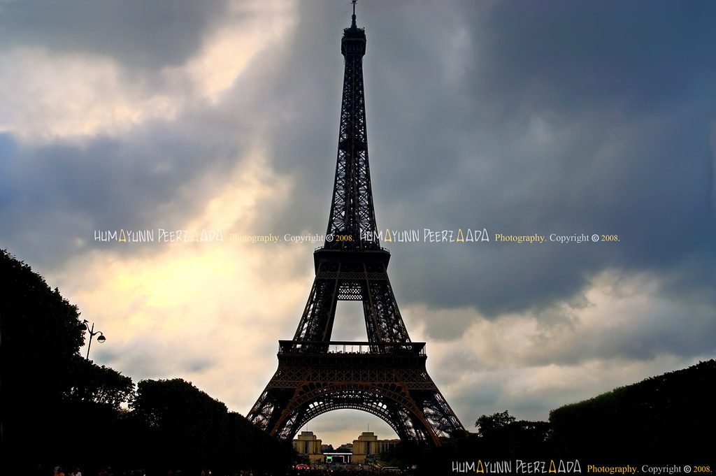 Eiffel Tower, Paris - France by hoon musafir yaaron