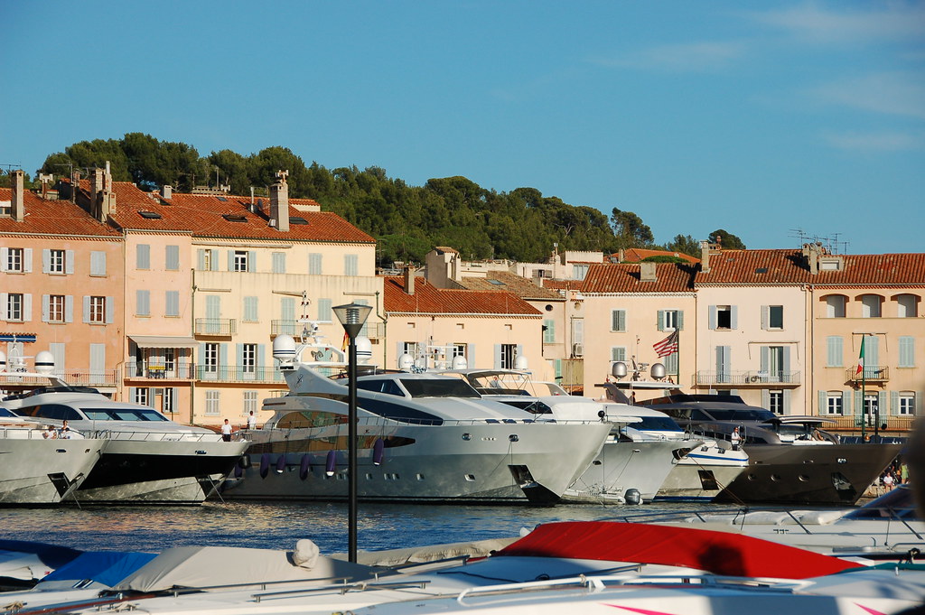 Port de Saint-Tropez | The same buildings, the new boats. | Krzysztof ...