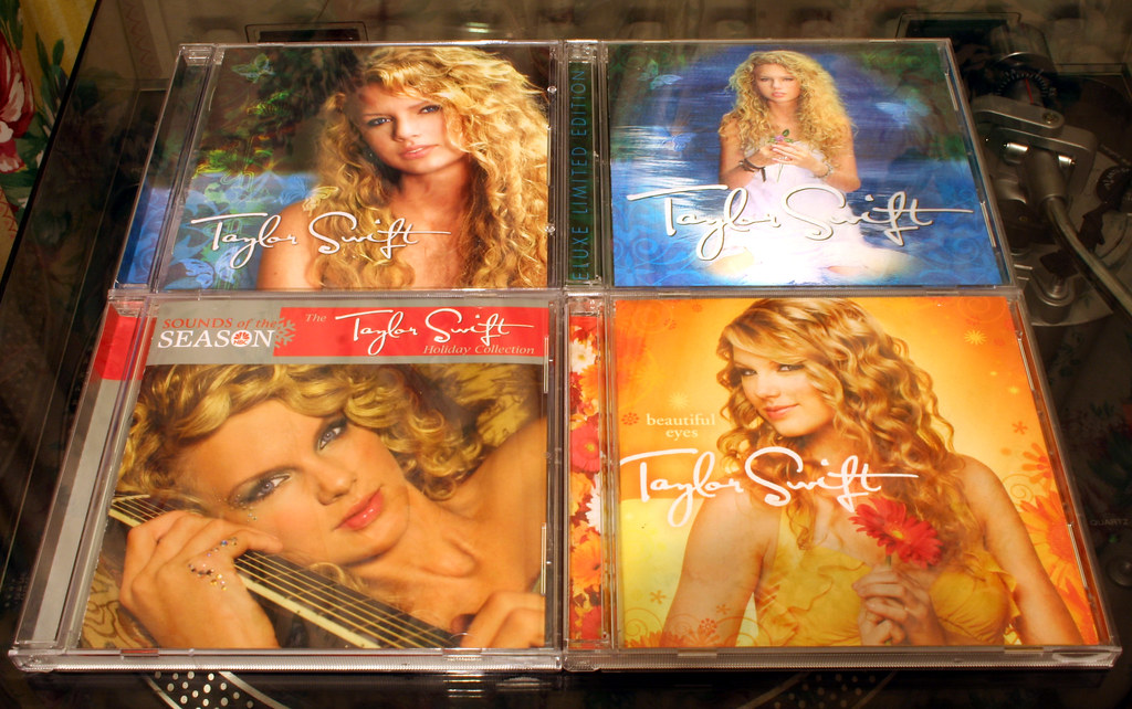 Taylor Swift CD Albums, pre-Fearless, 1. Taylor Swift (Open…