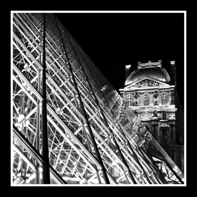 Louvre de nuit