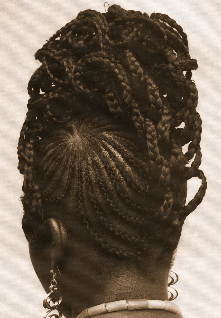 J.D. Okhai Ojeikere - Hairstyle 4