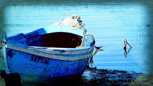 The blue boat ... by juntos ( MOSTLY OFF)