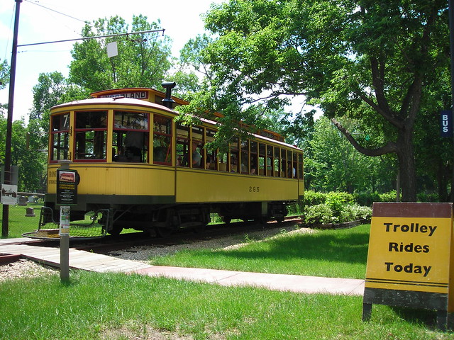 Antique trolley from Lake Harriet to Lake Calhoun