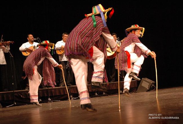 Michoacan- Viejitos - Ballet Folklorico Quetzalli de Veracruz