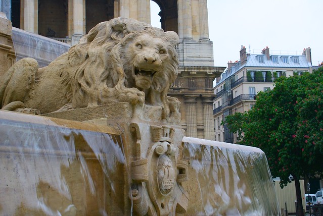 Fountain in front of St-Sulpice