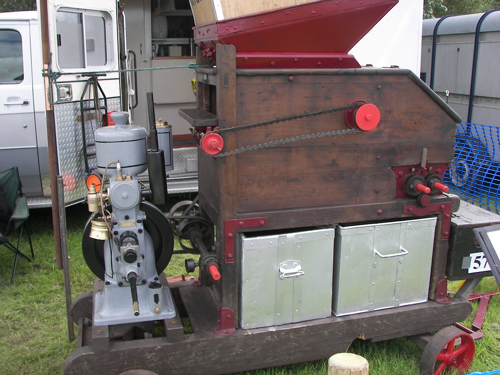 First Tea Roler Machine Tea rolling & Cutting machine | Barry Reynolds | Flickr