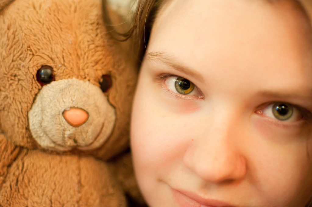 141/365 - Lil' Angel & Me | I've mentioned my teddy bear, Li… | Flickr