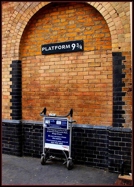 (157) Harry Potter platform 9 3/4