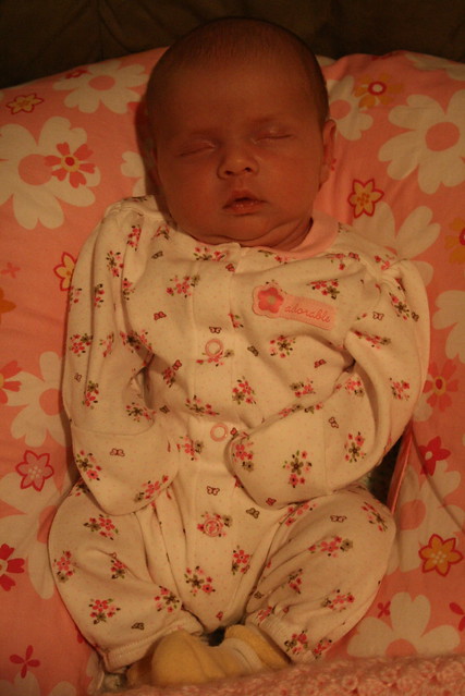 kaylie - my friend tracy's baby - 3 weeks old today