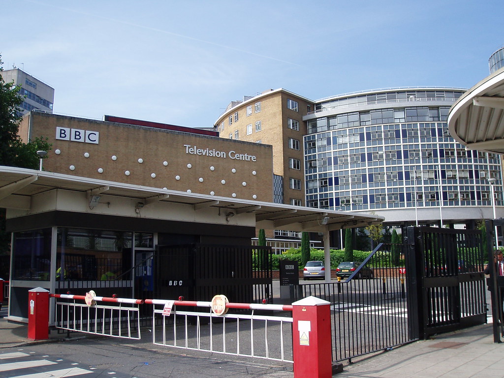 Bi центр. Bbc Television Centre. Television Centre, London. Bbc TV Centre. Bbc Television Centre Central Control area.
