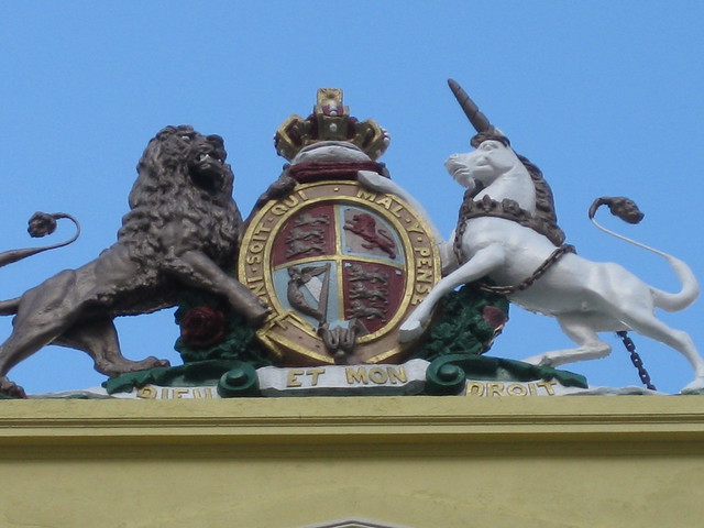 Royal Coat of Arms atop The Royal Arcade - Bourke Street, Melbourne