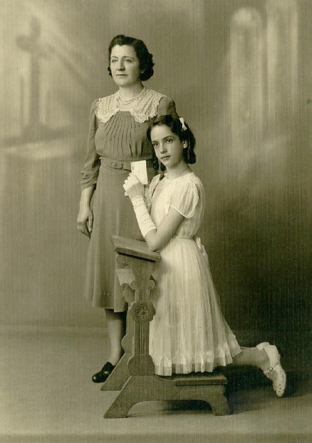 Aunt Lucy & Mom 1st Communion 1937