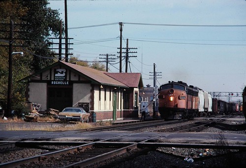 Milwaukee Rd F-units in Rochelle | by Mark LLanuza
