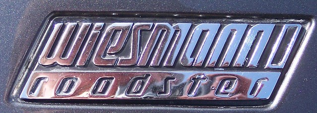 Wiesmann Roadster logo