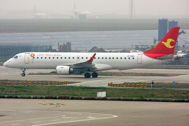Tianjin Airlines ERJ-190LR