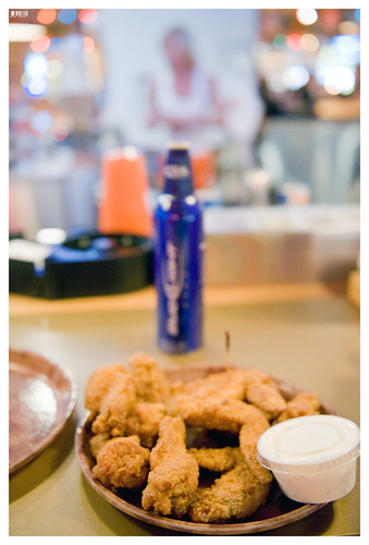 hooters wings, las vegas, 2008 by momofuku ando