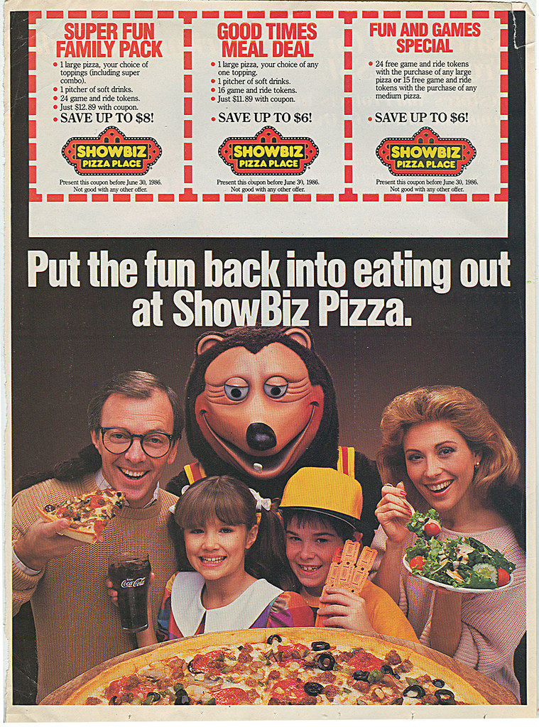 SHOWBIZ PIZZA PLACE :: 