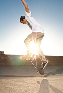 Skateboarding 09 | LIGHTING INFO: - AB 1600 bare bulb camera… | Flickr