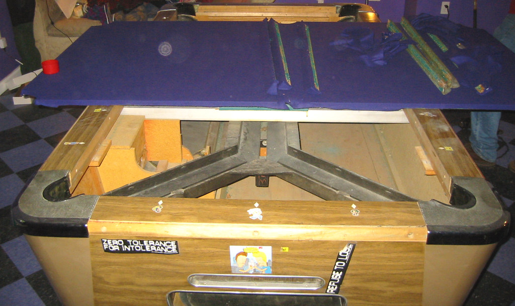 20080509 - pool table - 156-5636 - refelting the slate | Flickr
