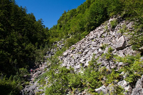 rocks hiking boulders ravine talus icegulch