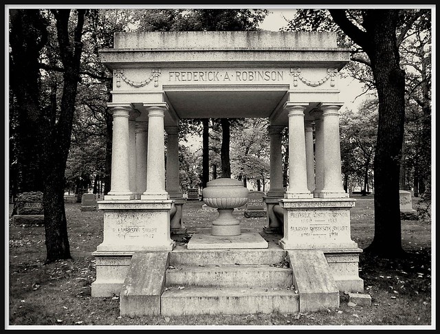 Woodlawn Cemetery: Frederick A. Robinson Memorial--Detroit MI