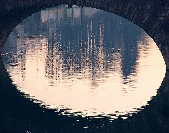 Oval reflection