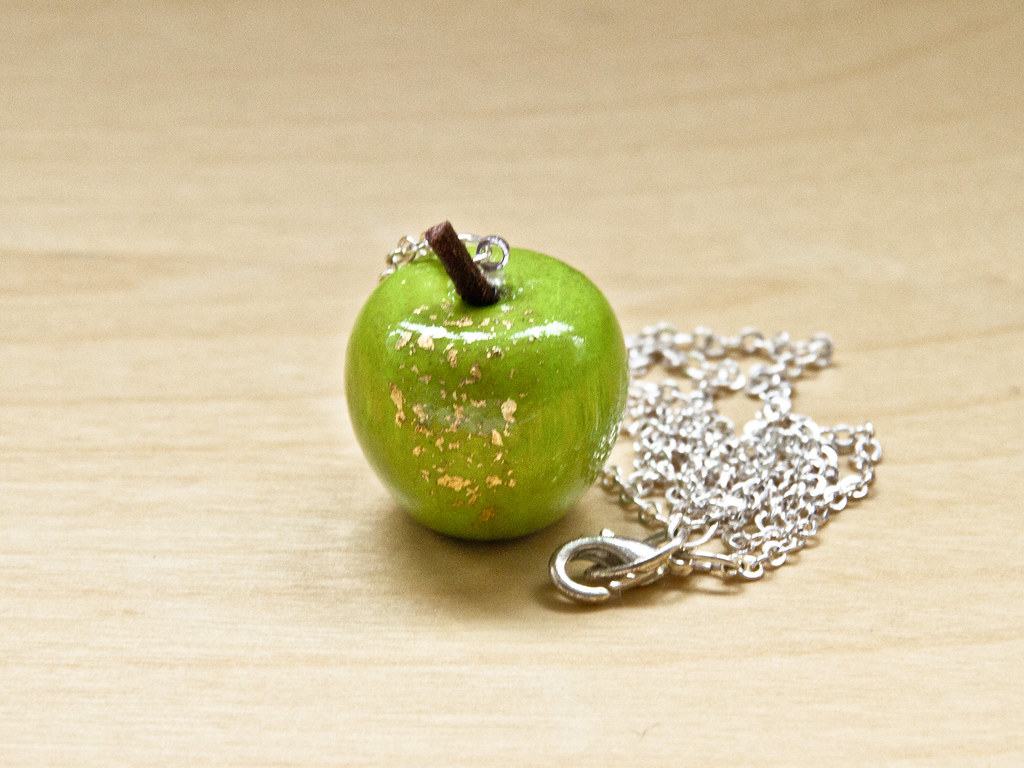 Granny Smith apple necklace | Available here: www.etsy.com/l… | Flickr