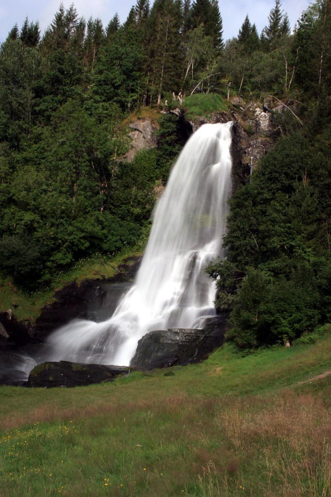 Steinsdalsfossen
