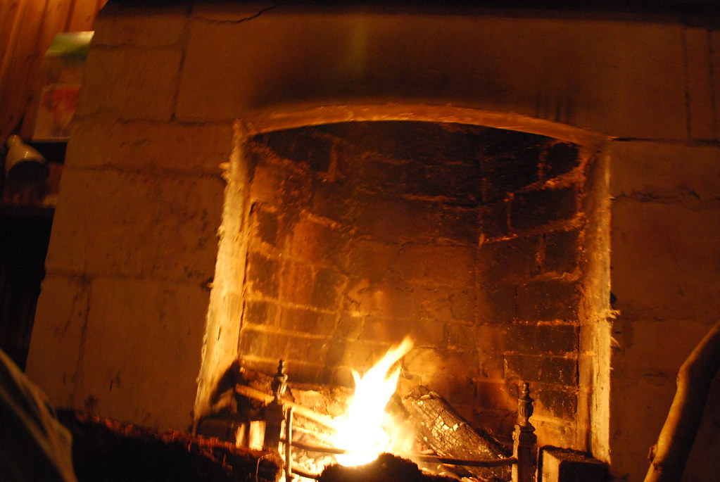Nixon D60 058 | fire in summer house | Rachael Sandoz | Flickr